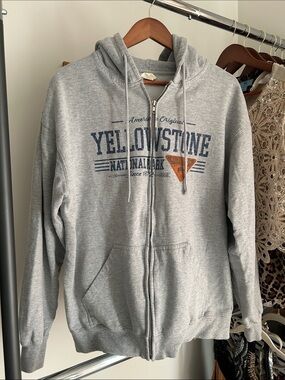 Adult L Gray Yellowstone National Park Hoodie